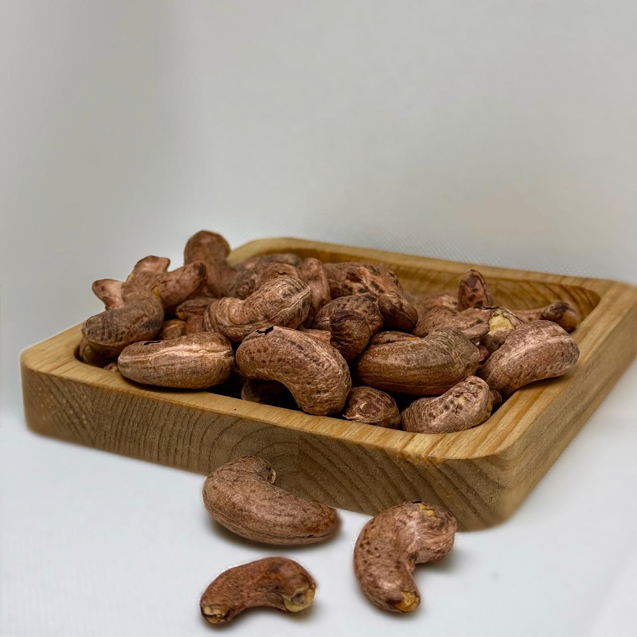 Фото КЕШЬЮ в СКОРЛУПЕ